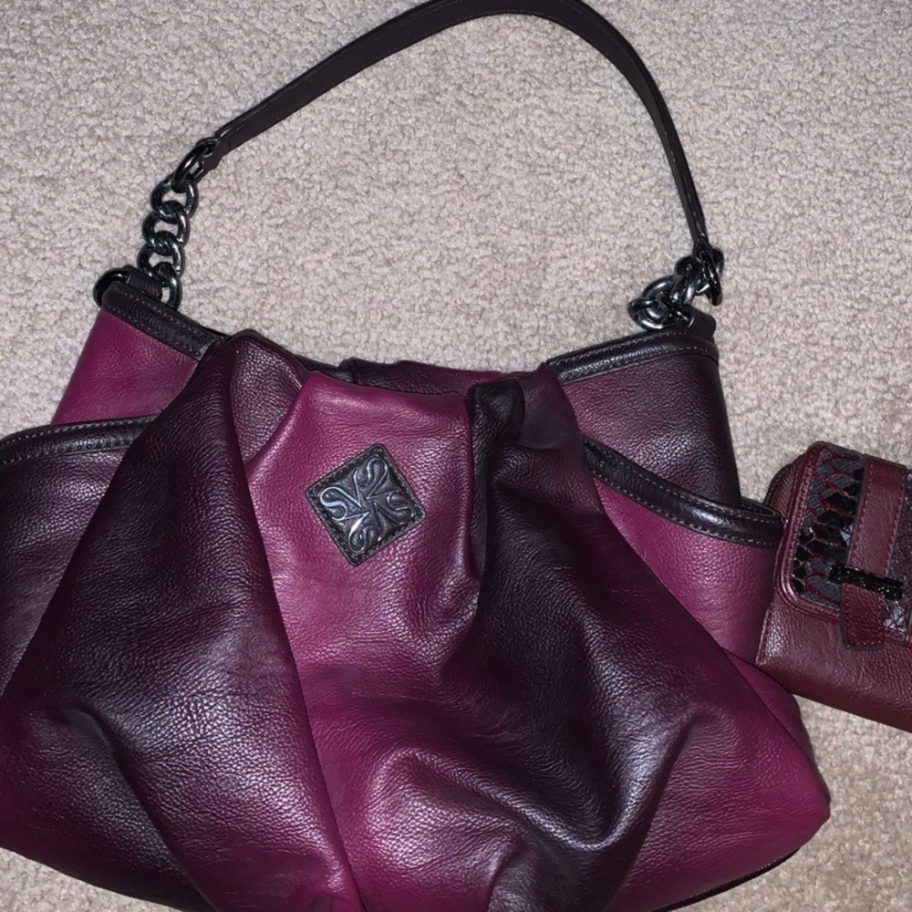 Vera wang purse and wallet set